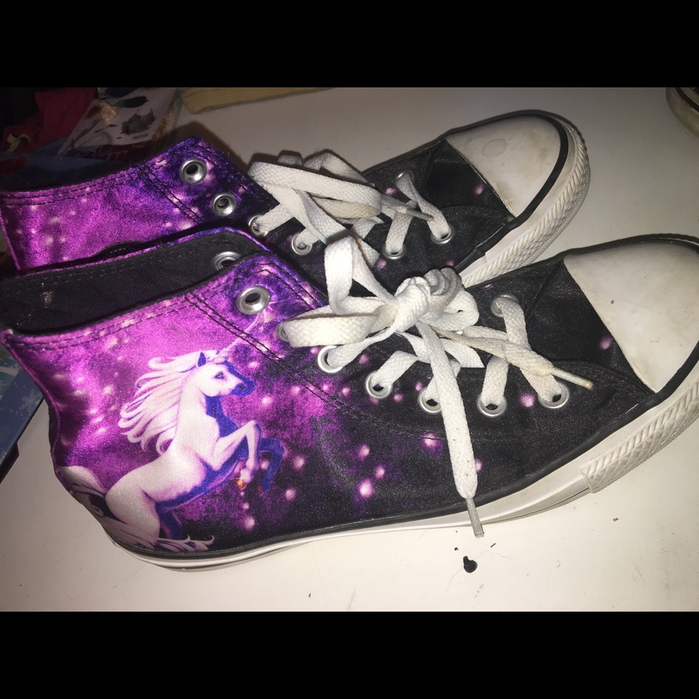Unicorn converse